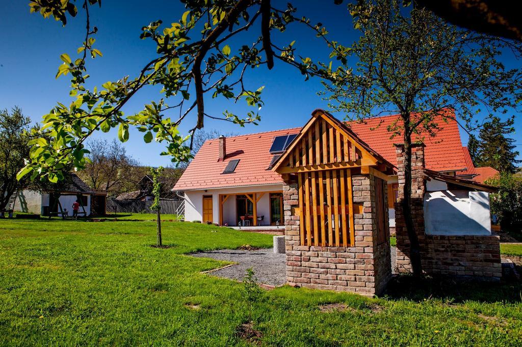 Rozmaring Vendeghaz Hotel Zengovarkony Ngoại thất bức ảnh